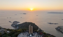 2025启程，每一个人都是主角！——各地群众喜迎元旦